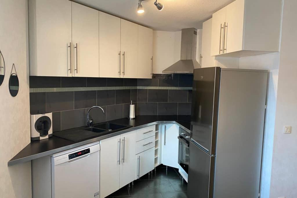 F2 Au Calme, Proche Gare, Center Parc, Sainte Croix Appartement Sarrebourg Buitenkant foto