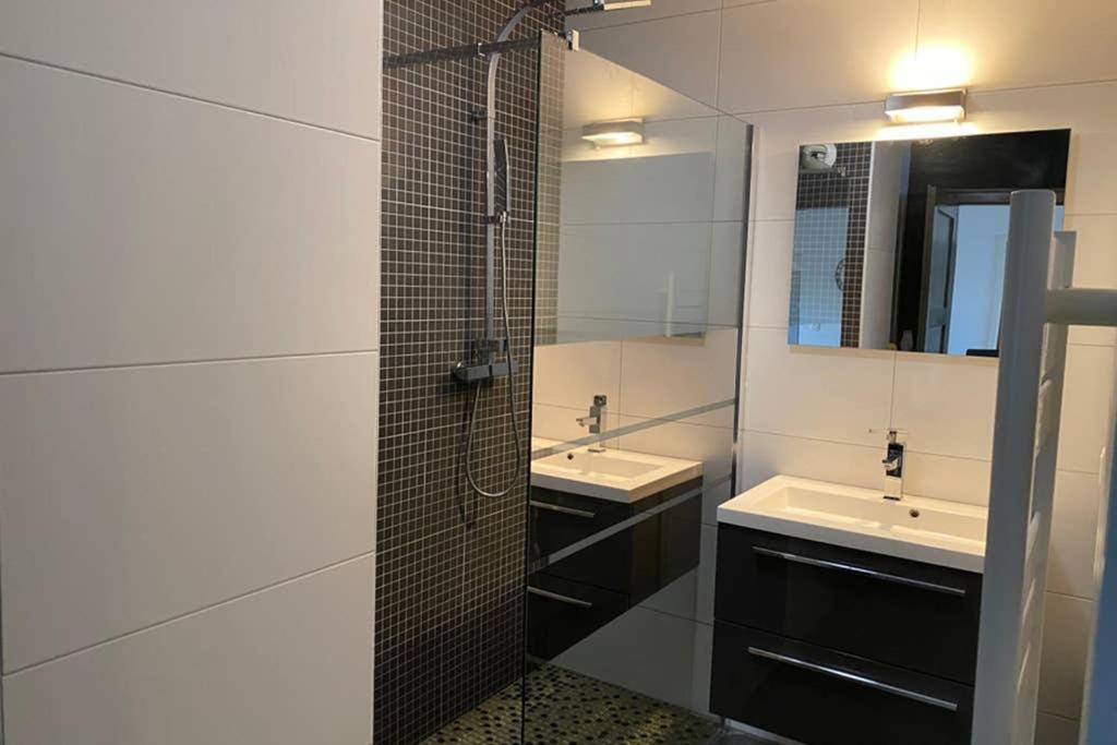 F2 Au Calme, Proche Gare, Center Parc, Sainte Croix Appartement Sarrebourg Buitenkant foto